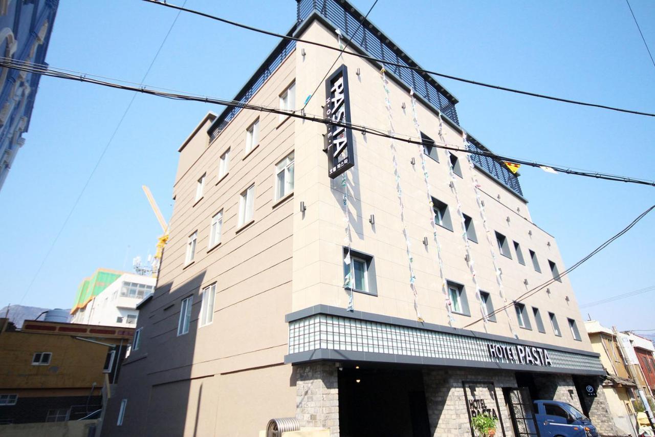Hotel 38.5 Jinhae Changwon Bagian luar foto
